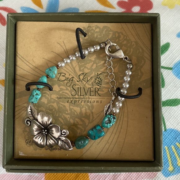 Big Sky Silver and Turquoise set of 3 Earrings, Bracelet and Necklace - Picture 2 of 2
